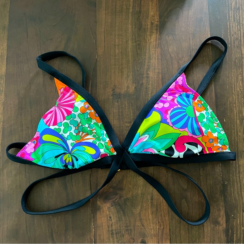 BIKINI SET…. Trina Turk Floral